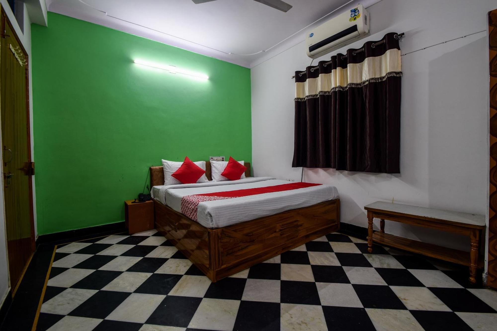 Hotel O Vip Udaipur Exterior photo